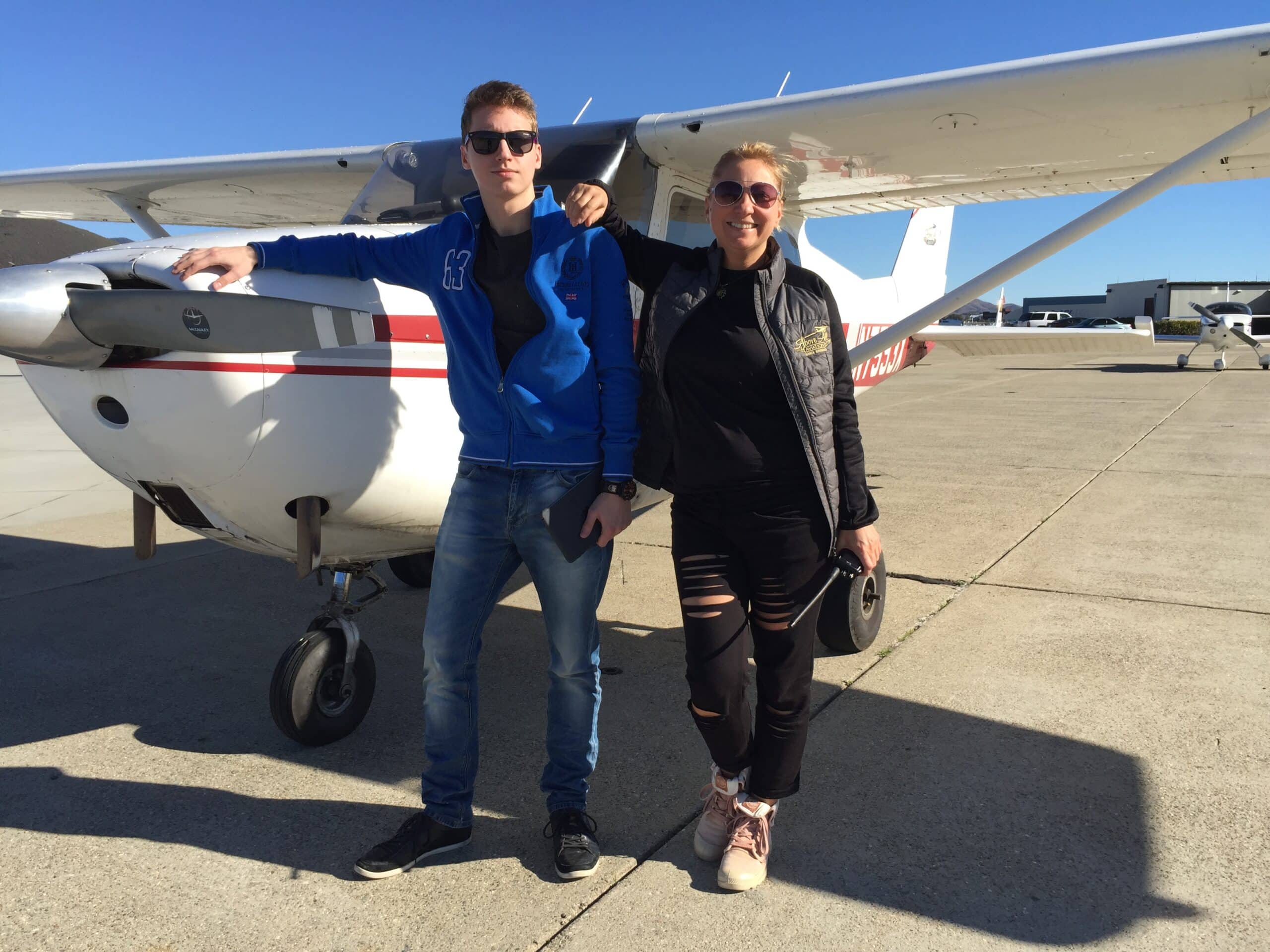 FlyWithRoman Team - Kasia and Sippy